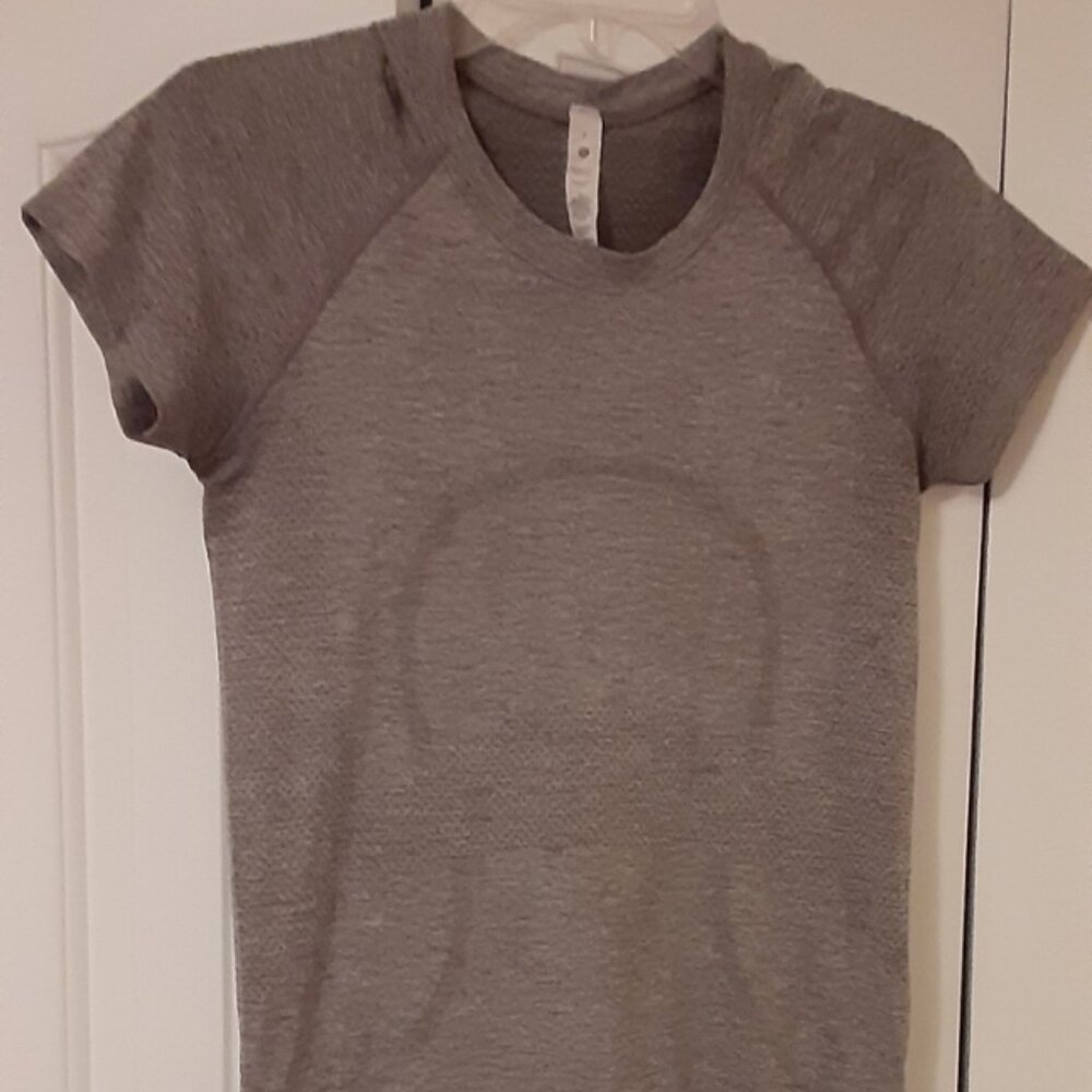 Lululemon Swiftly Tech Short-Sleeve Shirt